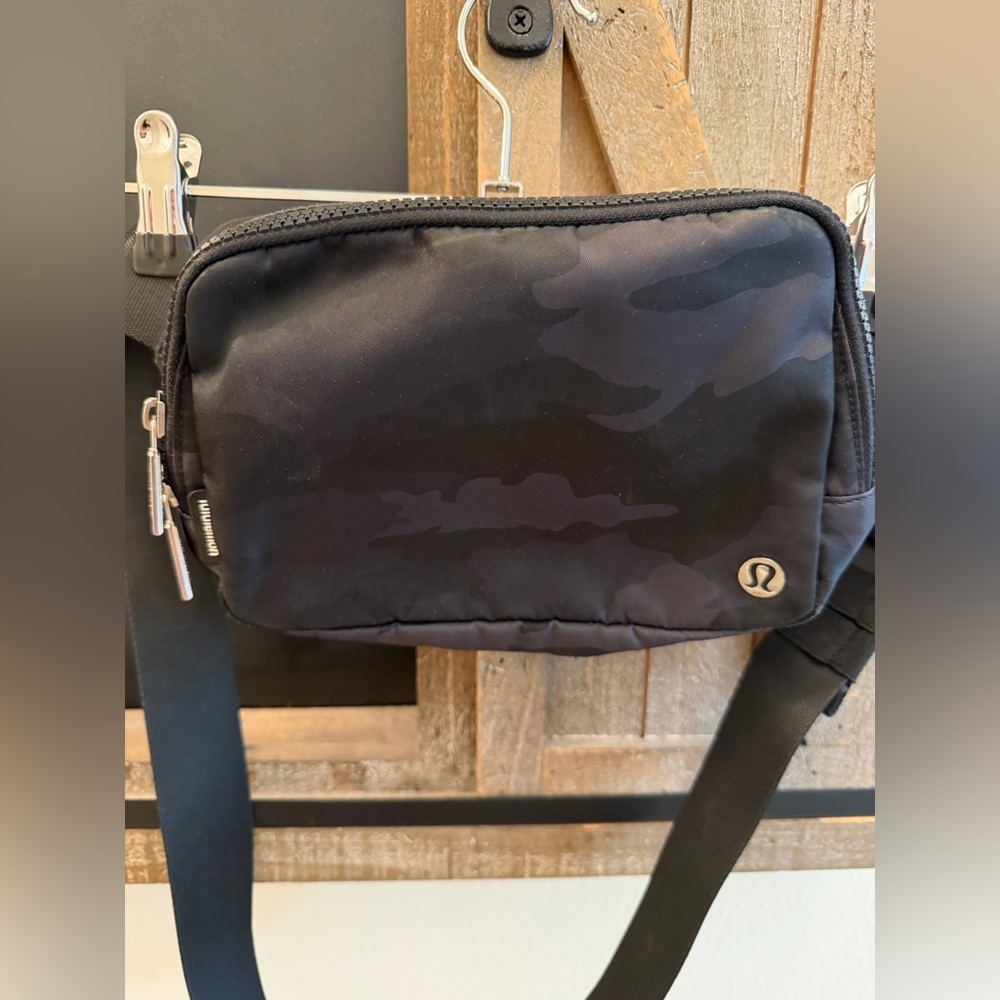 lululemon athletica Black Camo Belt Bag
